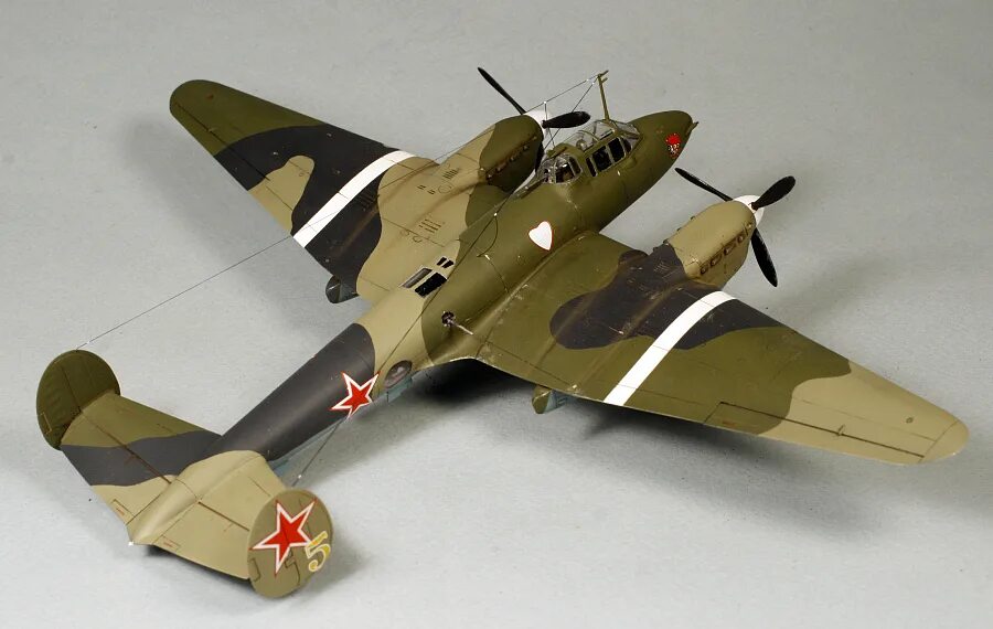 Модель самолета звезда пе-2. Пе-2 звезда. Пе 2 модель. Модель самолета пе-2. Модель самолета пе 2 1/72 звезда.