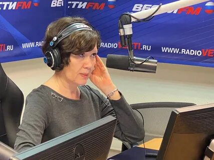 Лора Стадницкая: ведущая и её стиль Мудрость в деталях jazzophrenia.ru