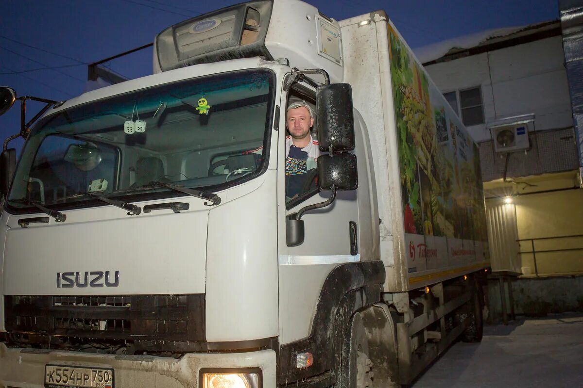 водитель категории с магнит. ричтрак на складе. водитель рц. грузовик с прицепом пятерочка. склад рц ворсино.