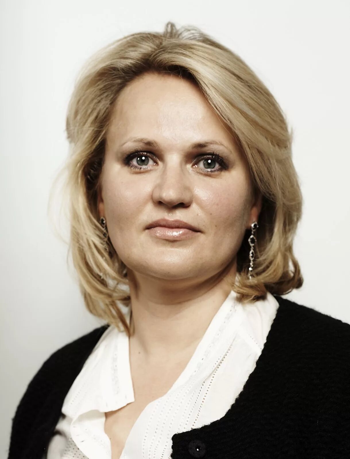 людмила смирнова. смирнова людмила станиславовна фигуристка. смирнова людмила юрьевна. смирнова людмила спб. людмила смирнова.