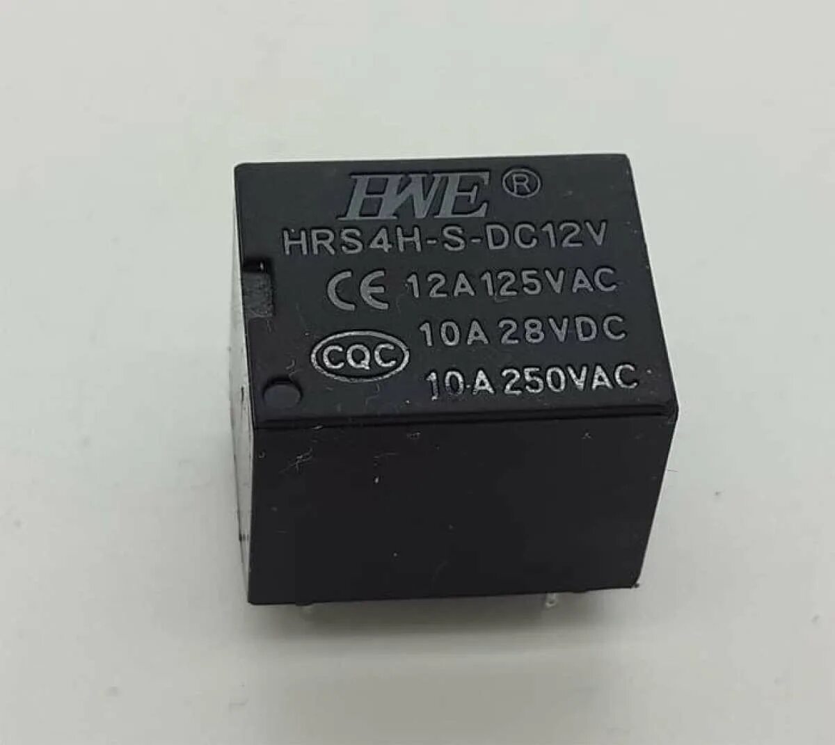 Dc 12v реле. 8a-250vac 10a-28vdc DC-12v. Hrs4h-s-dc12v. Реле 12в DC. Реле dc12v 18-35ah.