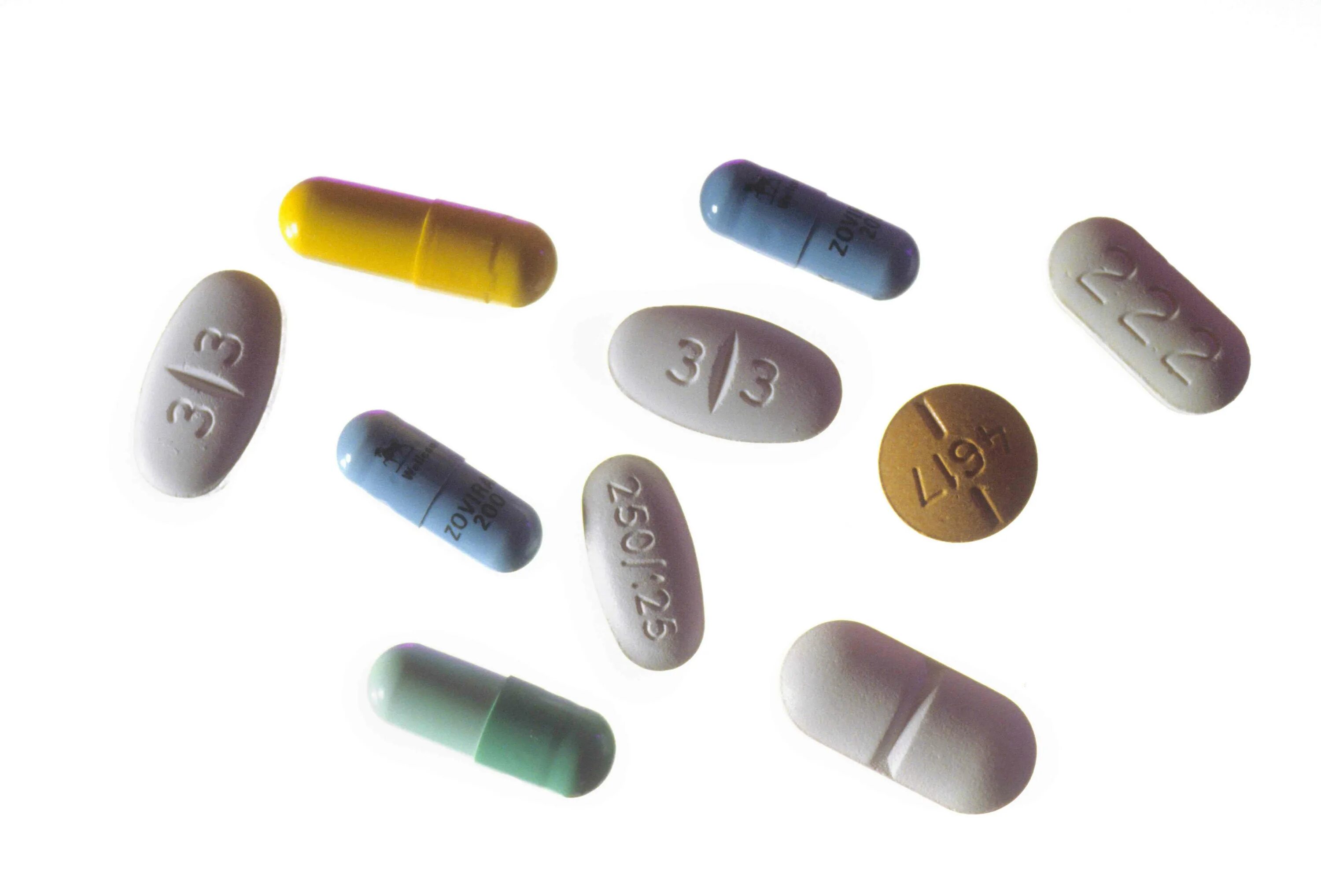 Антибиотики нового поколения таблетках. Цефалоспорин 3 поколения в таблетках. Антибиотики. Цефалоспориновый ряд таблетки. Антибиотики пенициллинового и цефалоспоринового рядов.