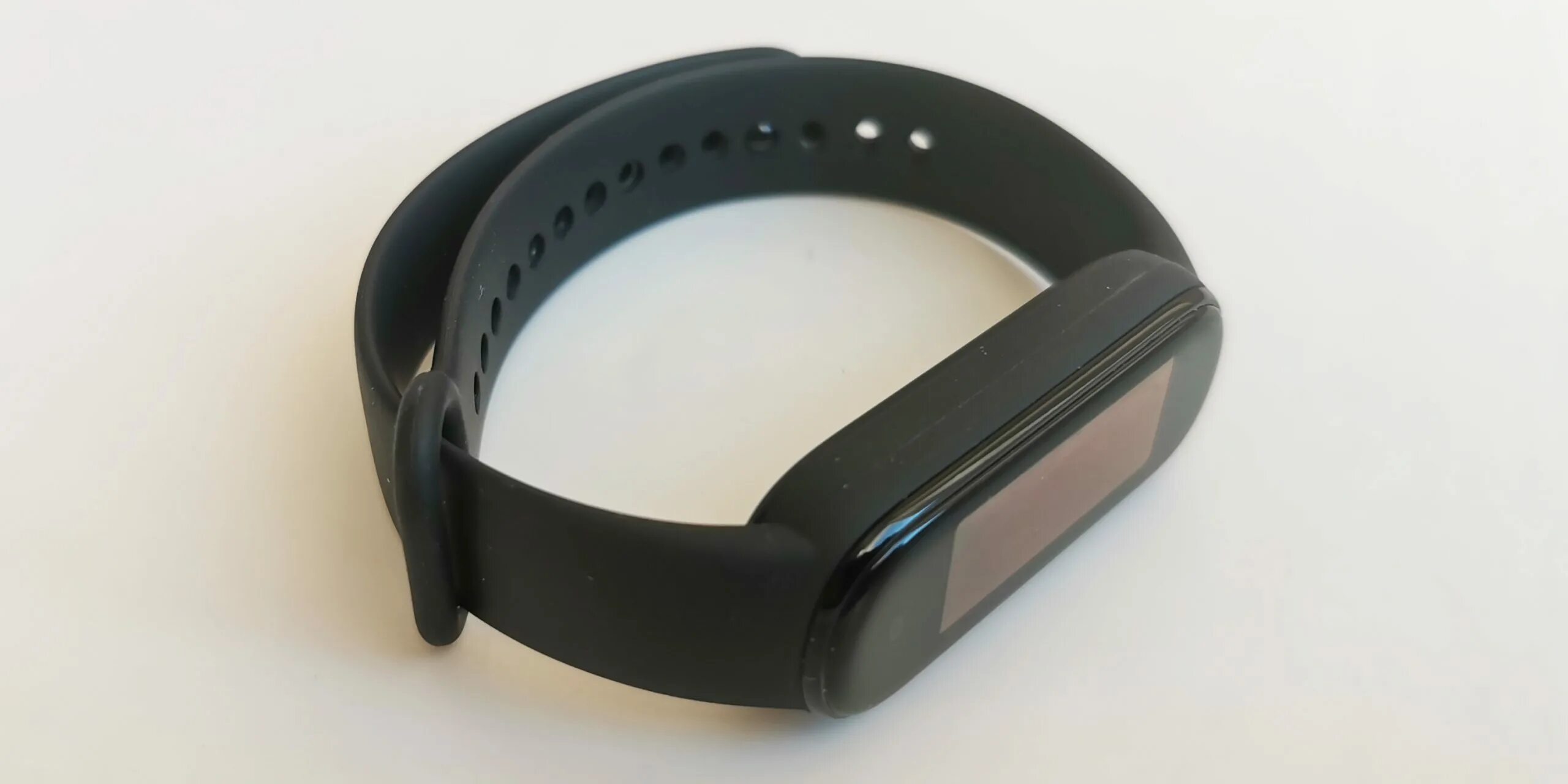 Amazfit band 5. Смарт часы Amazfit a2005 (Band 5) Olive Green. Смарт-часы Xiaomi Amazfit Band 5 a2005.