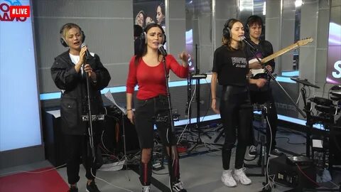 Группы перепутала