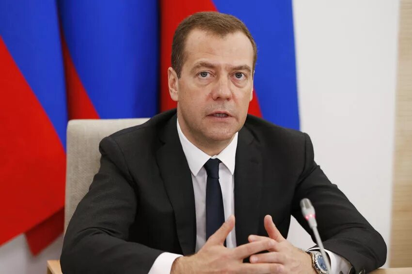 Министр росси. Министр росси. Молодой министр. Министр росси. Министр росси.