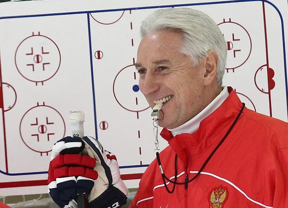 валерий брагин тренер ска. тренер хоккейной команды. валерий брагин тренер сборной россии по хоккею. тренер по хоккею вакансии. олег знарок и брагин.