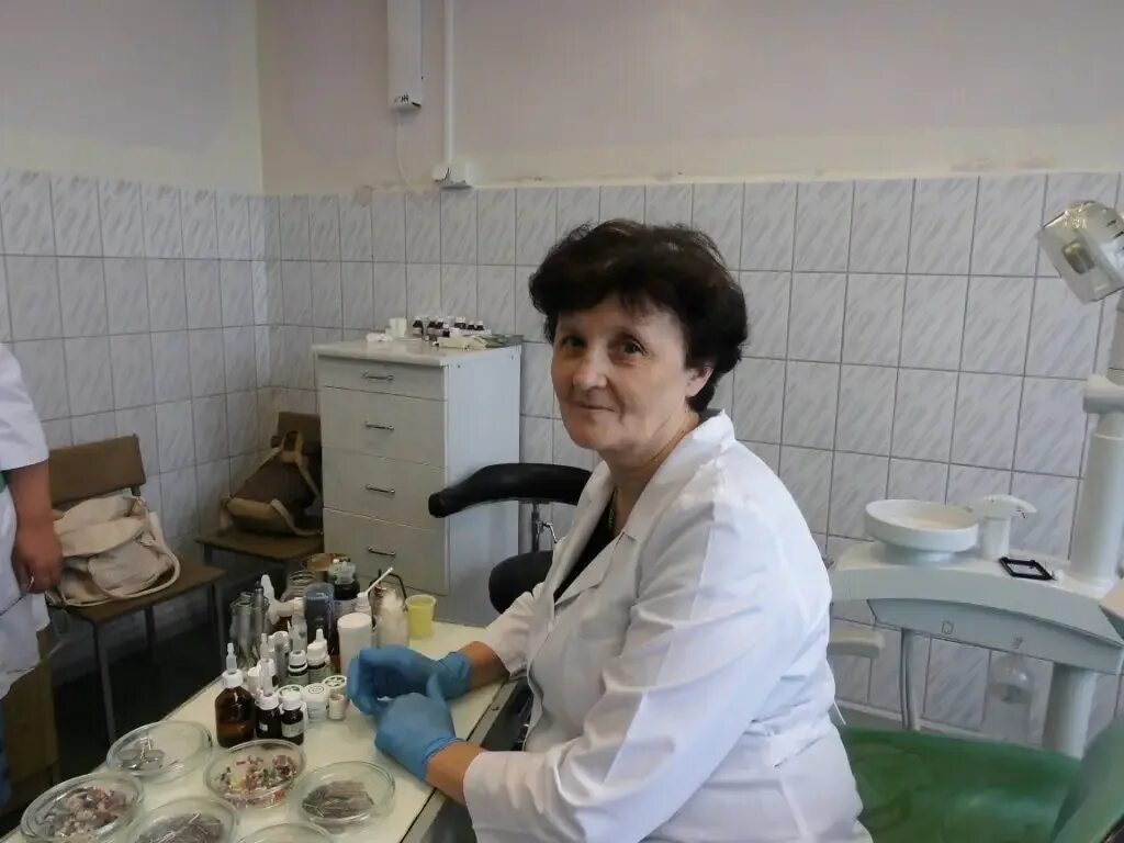 Черняховская стоматологическая поликлиника. Гбуз ко черняховская црб. Больница в черняховске на ленина. Центральная больница черняховск. Телефон поликлиники черняховск.