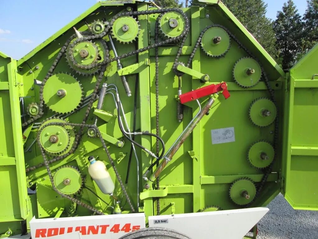 Пресс-подборщик claas rollant 44 характеристики. Роланд 44 пресс подборщик. Класс роланд 44. Клаас 44 ролант. Класс роланд 44.