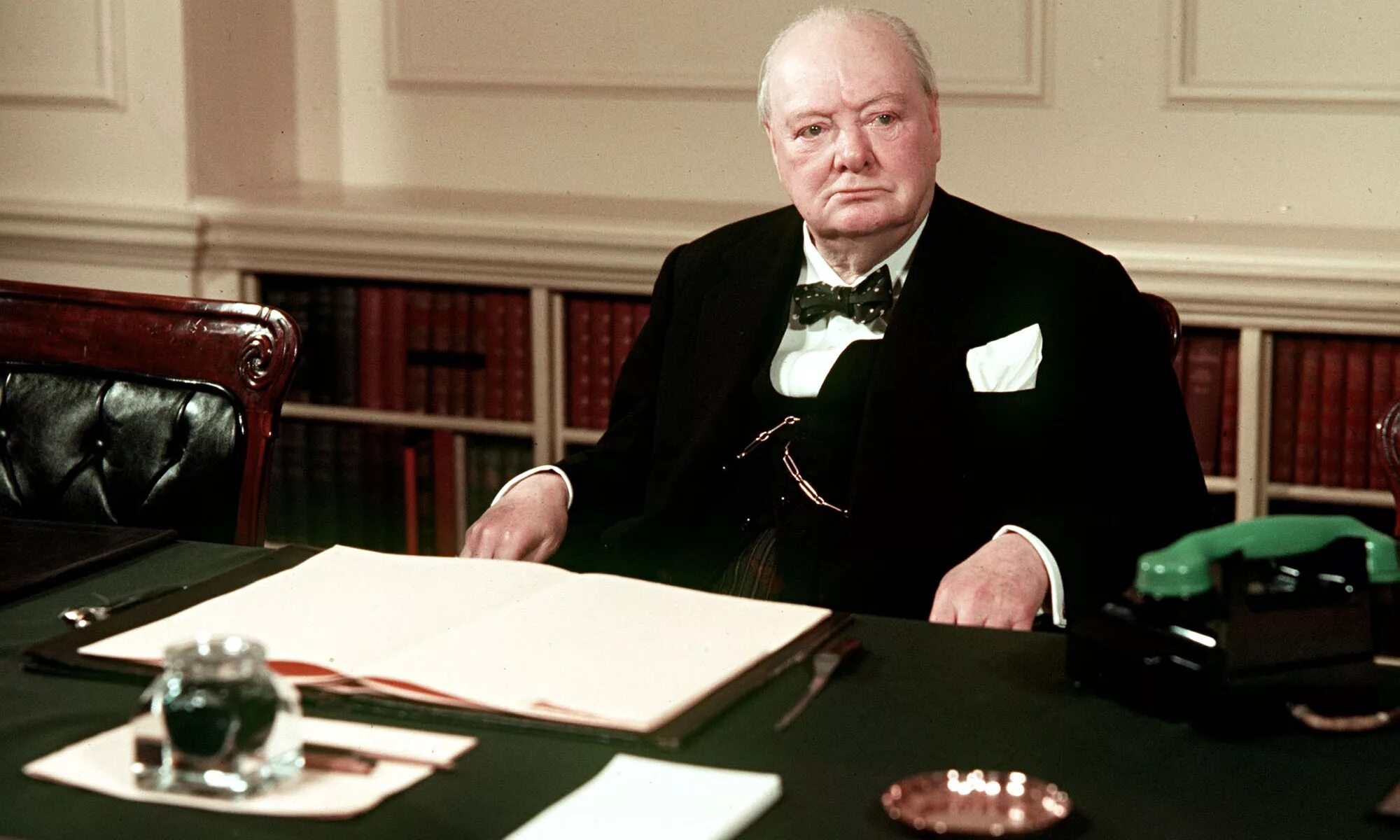 Уинстон Черчилль. Уинстон Черчилль премьер министр. Черчилль премьер-министр Великобритании. Сэр Уинстон Черчилль (1874—1965).