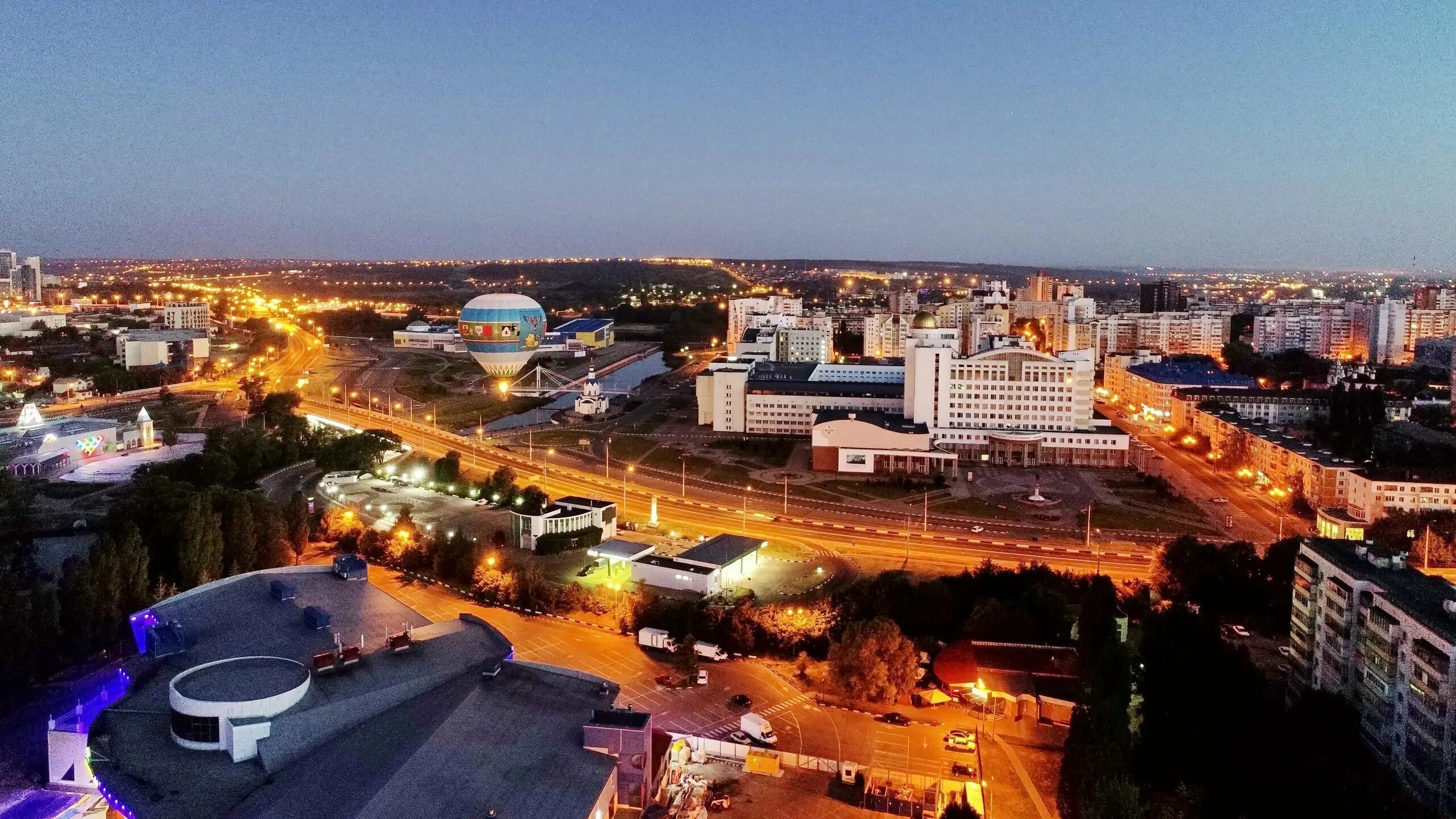 Ти белгород. Городской округ город Белгород. БЕЛГУ Белгород вид сверху. Белгород с птичьего полета. Современный город Белгород.