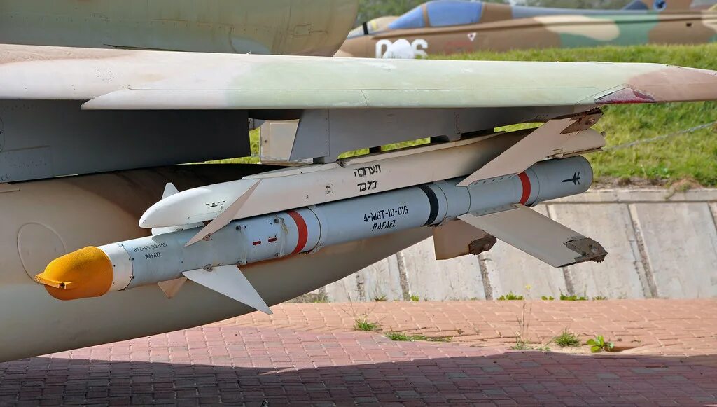Aam 4. Mitsubishi aam-4. iai kfir c.10. kfir c-2. зур 4к60.