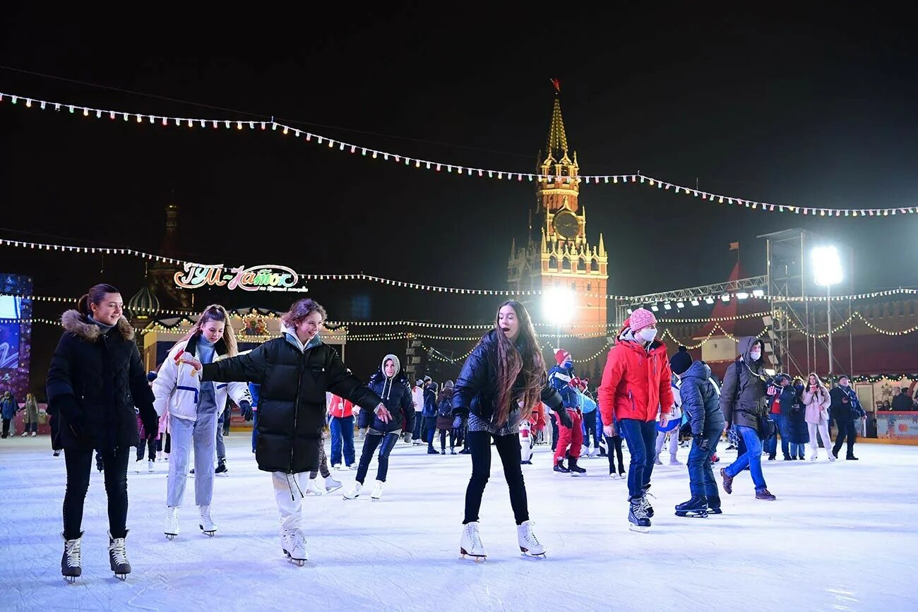 Московский городской каток. ГУМ-каток Москва. Москва красная площадь ГУМ-каток. Каток в Москве ГУМ каток. ГУМ-каток Москва 2022.