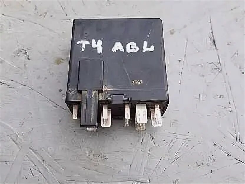 T4 transporter реле свечей накала. Реле свечей накала т4 1. Реле свечей накала фольксваген т4. 9 дизель. Реле свечей накала фольксваген транспортер т5.