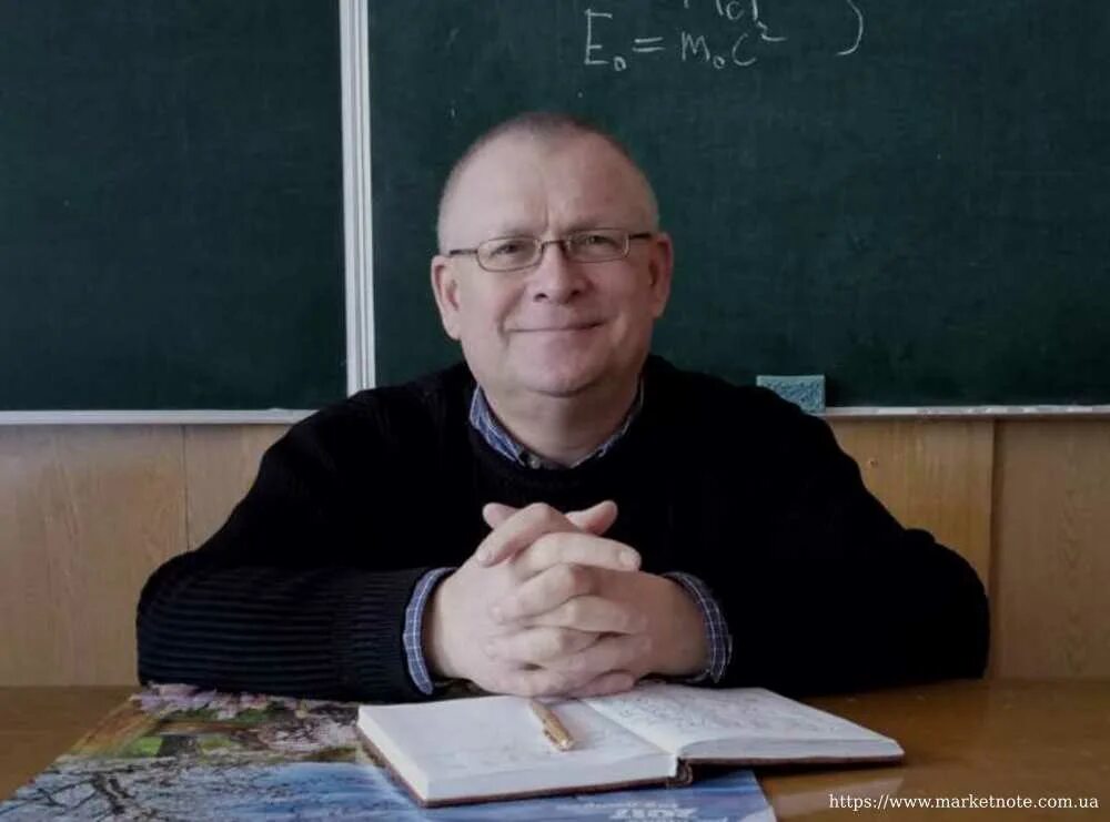 Репетитор по математике егэ. Репетитор по математике. Репетитор математика. Услуги репетитора по математике. Занятие по математике репетиторство.