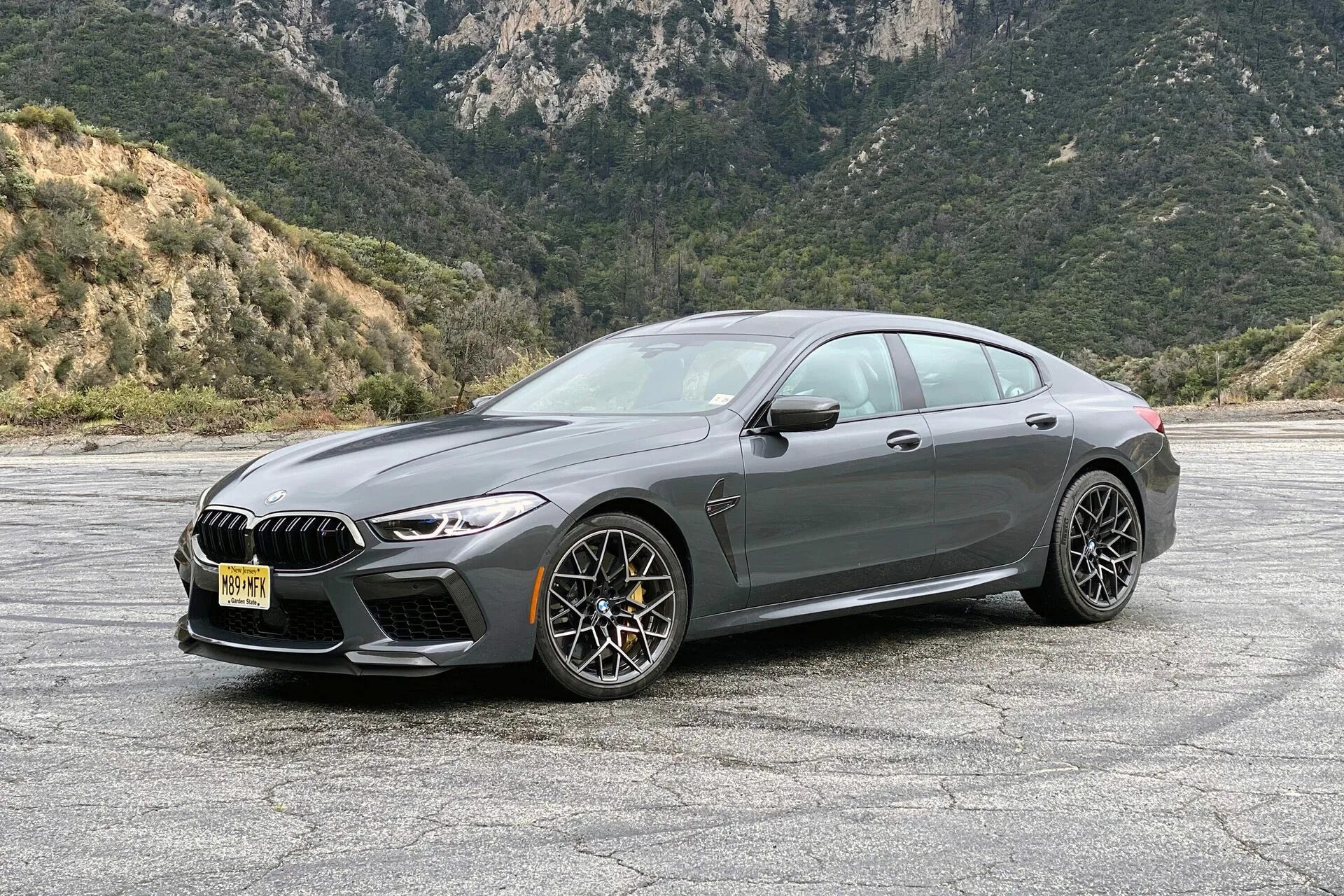 Бмв м8 серая. Bmw 8 2018. Бмв м8 гран купе. Bmw m8 grey. Bmw m4 nardo grey.