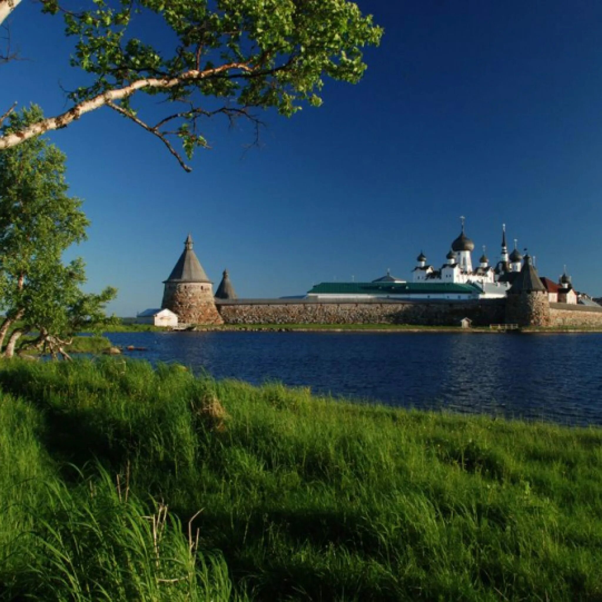 Соловецкие острова монастырь. Соловецкий монастырь на белом море. Соловецкий монастырь Соловецкий. Белое море Соловецкие острова. Санкт петербург соловецкие острова