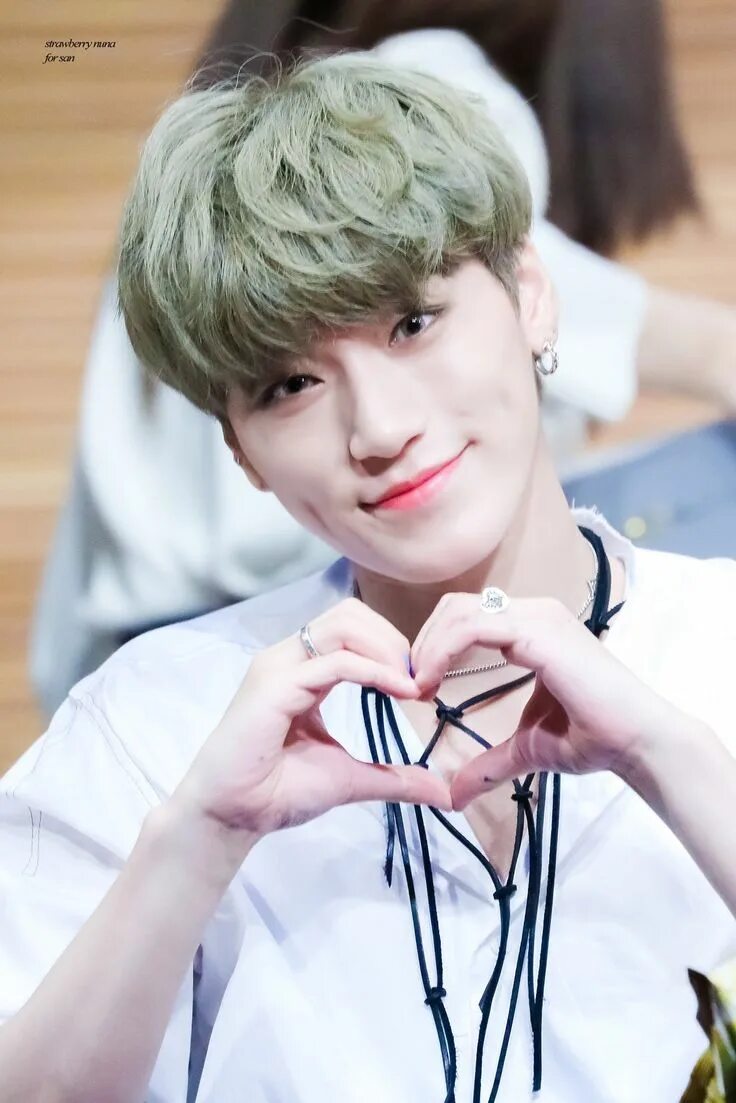 Саранхэ на русском. Чхве сан. сан ateez. ateez саранхэ. ateez songhwa.