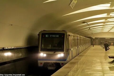 Станция метро строгино
