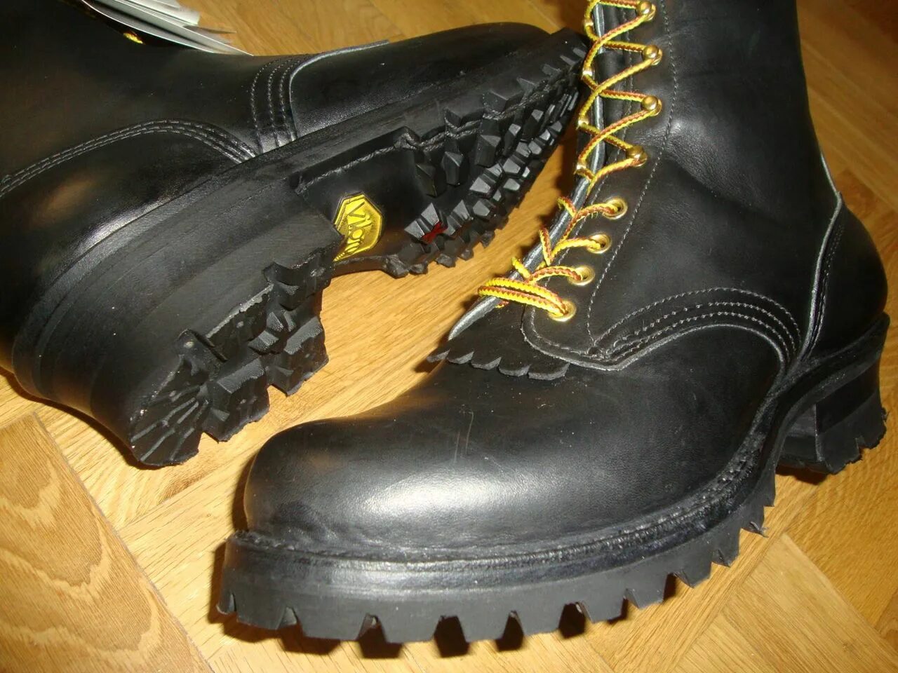 Whites ботинки. White’s boots smoke jumper. берцы made in cambodia. hathorn boots. ботинки made in usa желтые с резиновой.