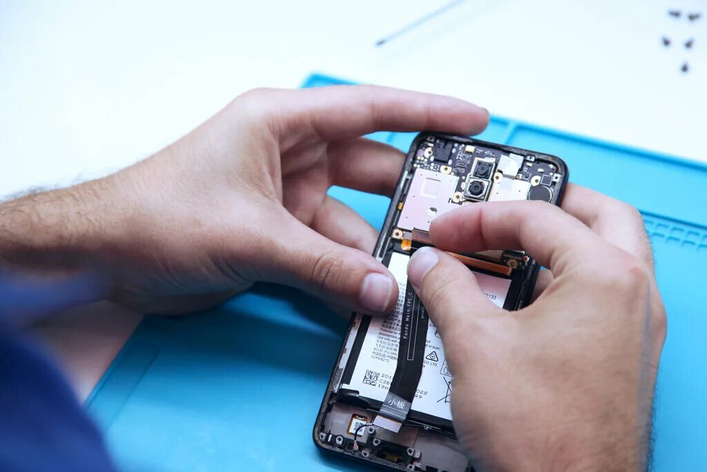 ремонт смартфонов. ремонт телефонов. где можно отремонтировать смартфон. экспертиза мобильного телефона. сервисный центр телефонов.