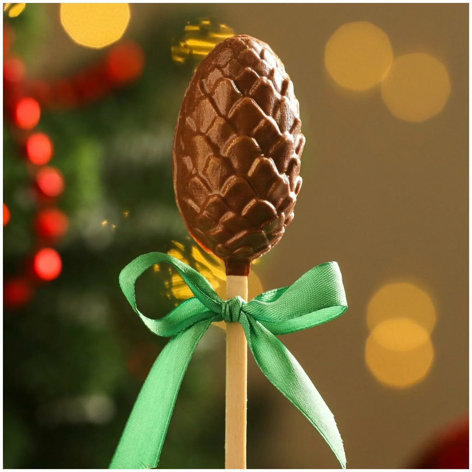 шоколад шишка. шишка сосновая в темном шоколаде с корицей 60 г. шоколад шишка. декор шоколадный шишки. шоколад шишка.