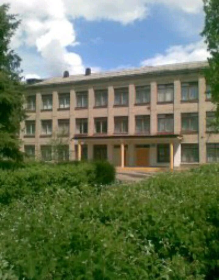 Школа 1 фролово. Школа 4 фролово. Школа 6 фролово. Школа гагарина фролово. Школа 4 фролово.