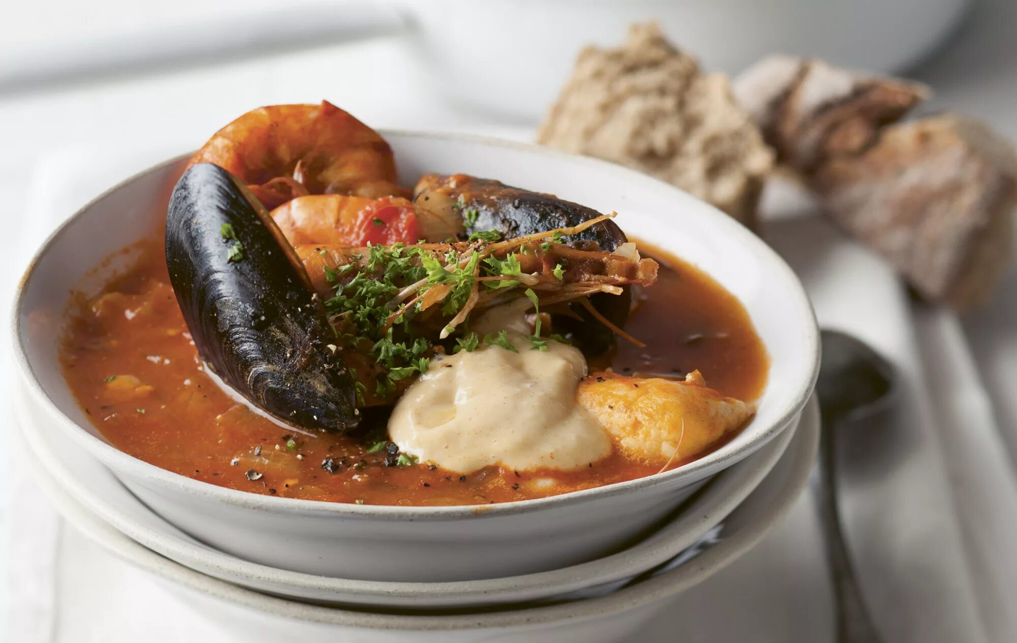 суп из рыбы название. марсельский рыбный суп. буйабес ивлев. суп из рыбы название. японский буйабес.