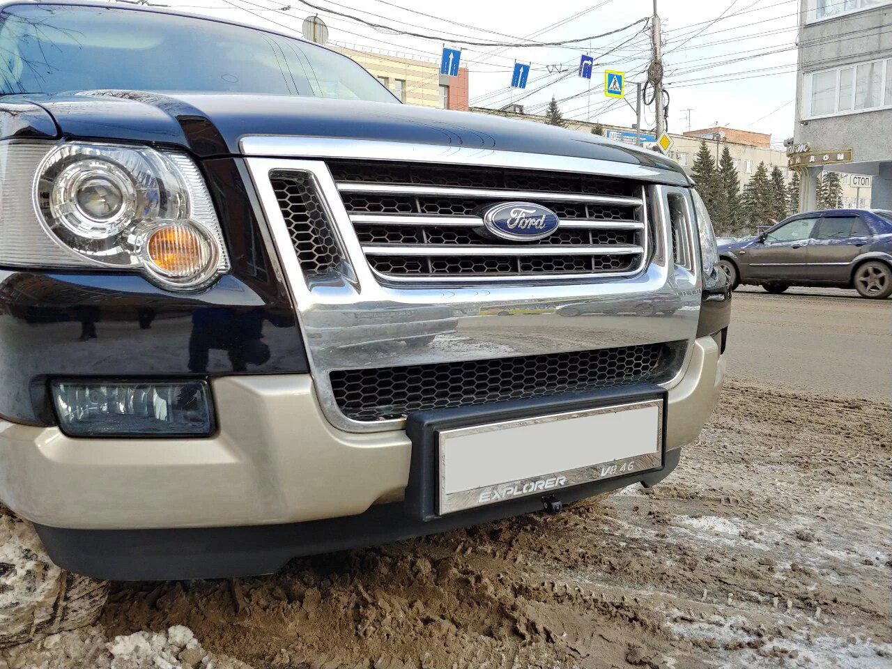 Решетка Форд эксплорер 4. Решетка радиатора Ford Explorer 4. Ford Explorer 2007 решетка радиатора. Ford Explorer 4,6 решетка. Форд эксплорер купить фару