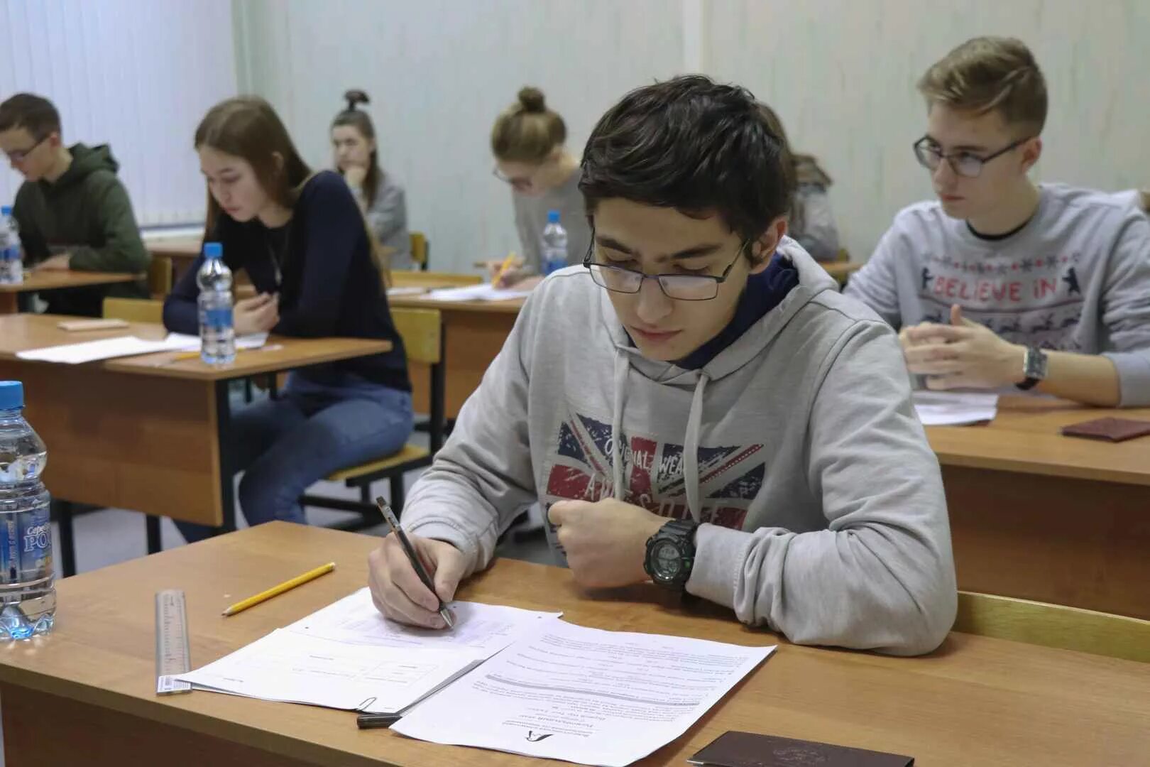 Городские олимпиады школьников. Победитель олимпиады школьников. Олимпиады школьников пермского края