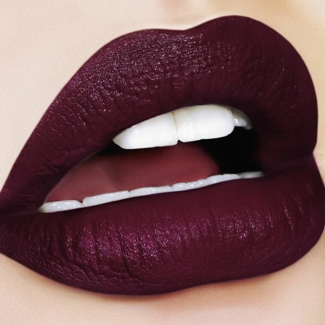 Mason Madness #fullofcolors Red hair accessories, Perfect lipstick, Burgundy lip