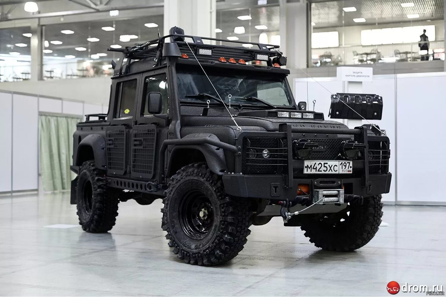 Toyota tundra 2020 trd sport. Лучшие 4x4. Ленд ровер дефендер 4. Хаммер h2 джип. Джип рубикон красный.