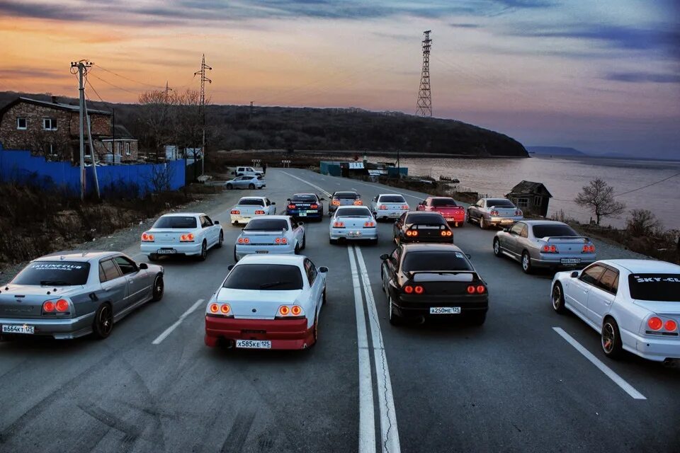 Сколько автомобилей во владивостоке. Владивосток JDM сходки. Японские машины. Владивосток машины. Владивосток японские машины.