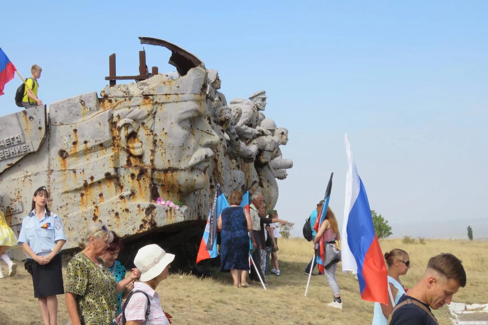 Саур могила 2014. Мемориал в Донбассе Саур могила. Саур могила бои 2014. Донбасс 2014 Саур могила. 14 августа 2014