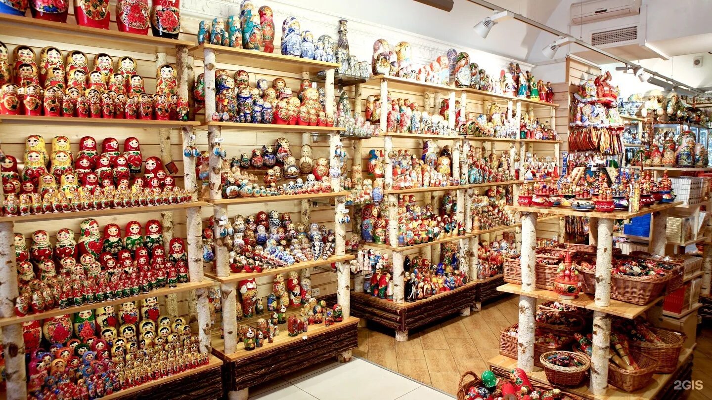 Изделия ручной работы. Ассортимент магазина сувениров и подарков. Магазин хенд мейд в москве. Где продается работы. Аксессуары бижутерия.