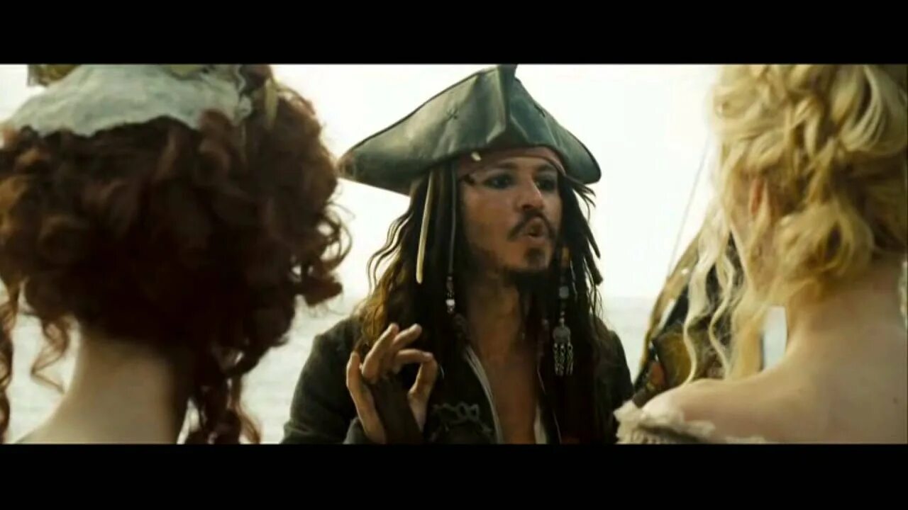 Песня пирата из пиратов карибского на английском. Пираты Карибского моря Джек Воробей кадры.