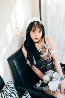 孙 乐 乐 Loozy Son Ye-Eun (손예은) - Fetish Cafe.