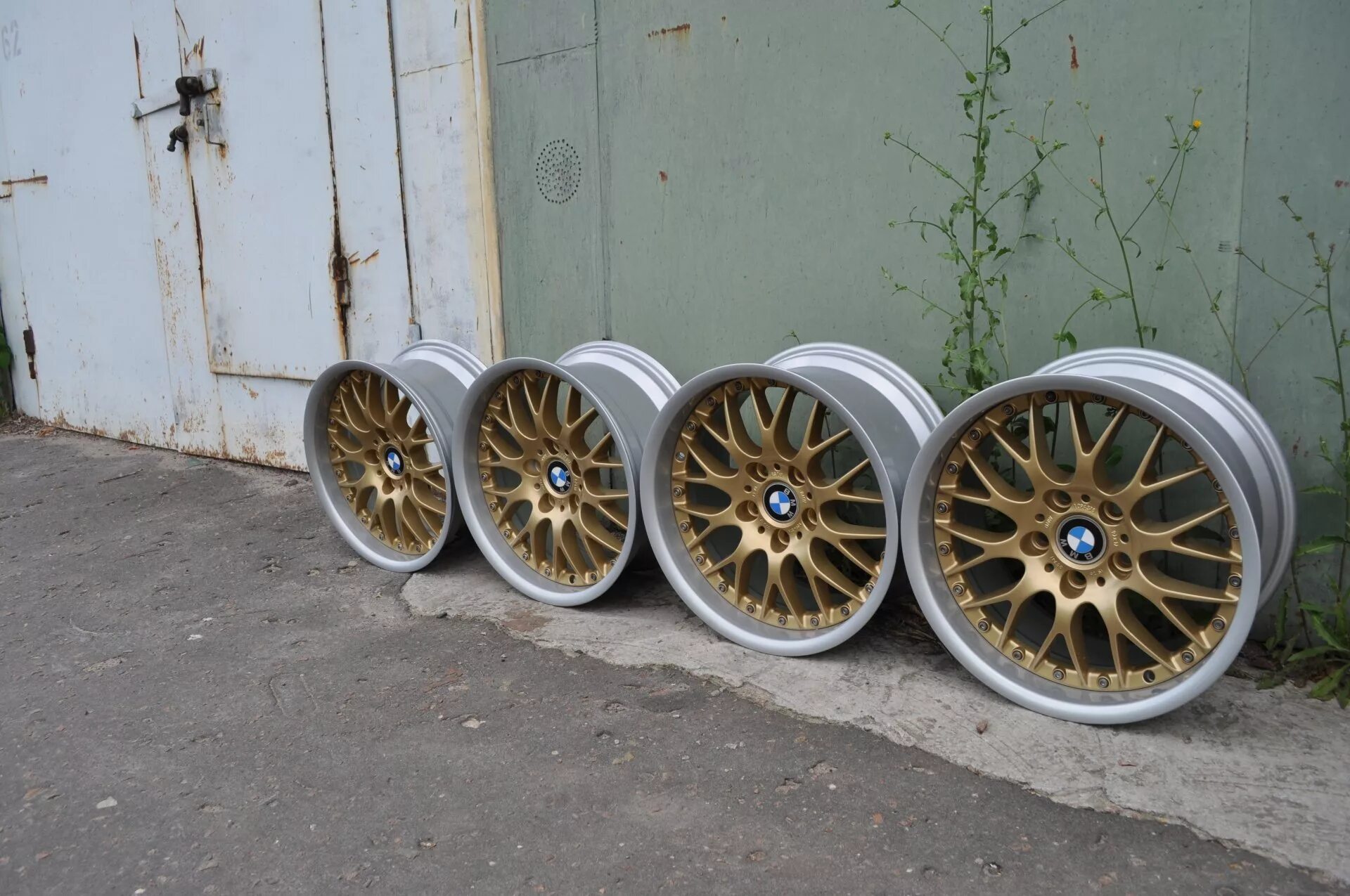 Диски с полками бмв. Bbs bmw r17. bbs r17 5 120. bbs 5 120 r18. диски bmw bbs r17.