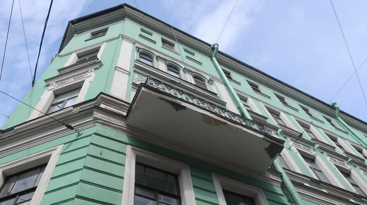 жилкомсервис петроградского района. архитектура питера петроградский район. петроградское гужа. орден за заслуги перед начальством. медаль за заслуги перед начальством.