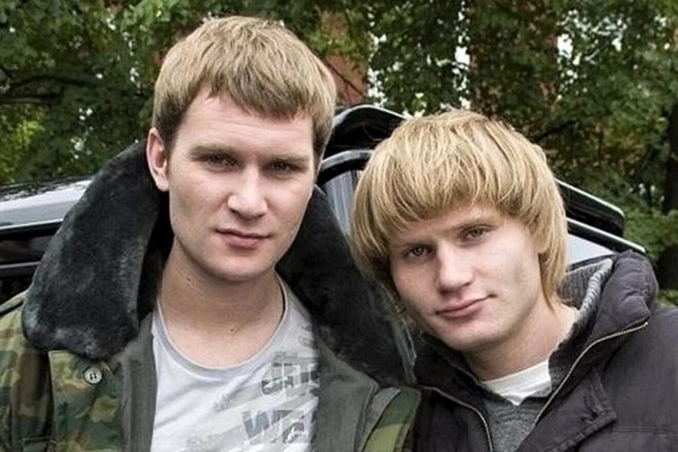 николай наумов 2021. дмитрий наумов брат николая наумова. николай наумов 2020. колян наумов 2020. сколько лет коляну из реальных пацанов.