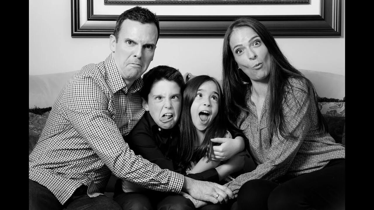Reality family. Семейные мемы. Reality family. Портретная фотосъемка семьи. Reality family.