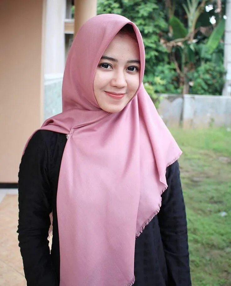 Sotwe hijaber. Hijabers. Hijaber. Pin on Hijaber.