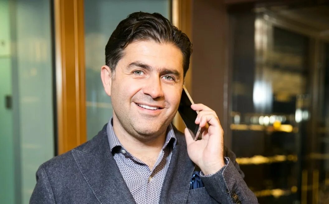 петренко роман евгеньевич газпром медиа. роман петренко тнт. ген директор тнт 2023. ген директор тнт 2023. директор канала тнт роман петренко.