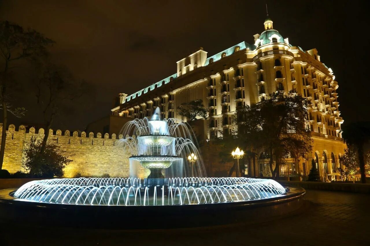 баку столица. большой баку. баку столица. азербайджан ночной баку. медипарл баку.