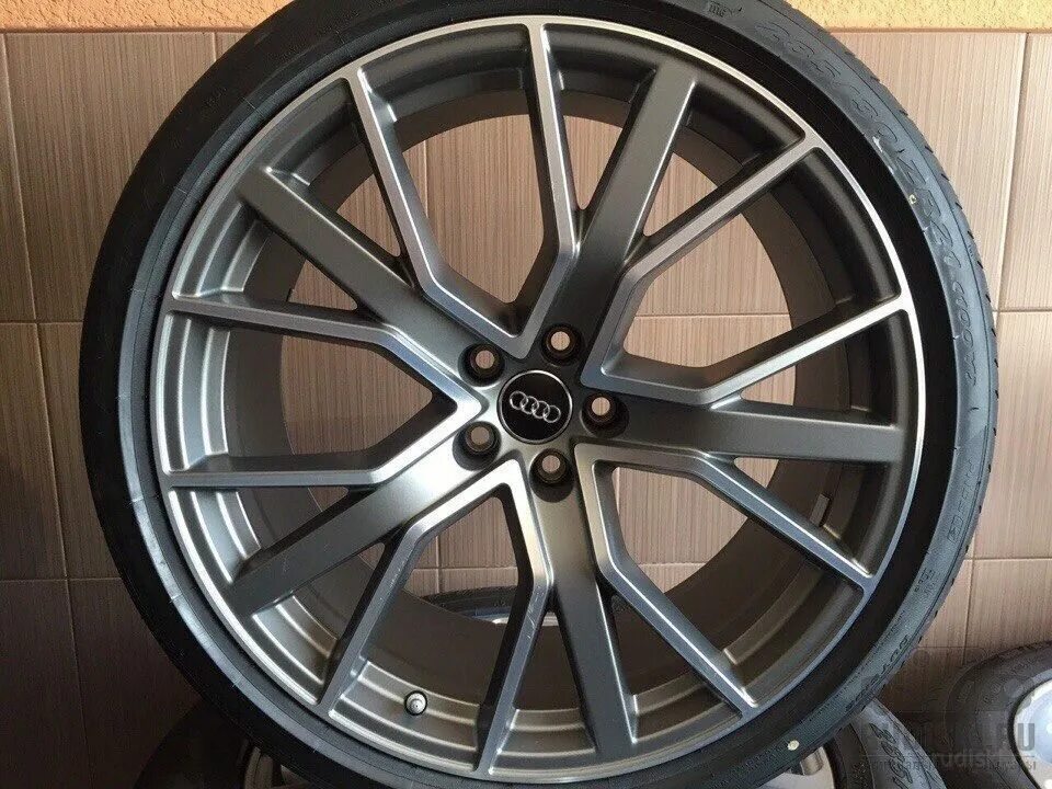 Диски r6. Диски ауди q7 r21. диски ауди q7 r18. диски ауди ку8 р20 оригинал. оригинальные диски audi q7 r20.