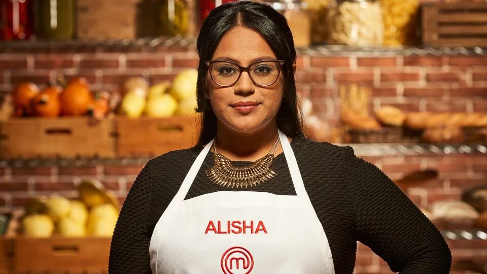 Мастер шеф 4 13. MASTERCHEF Canada Chanelle. Мастер шеф 5 ведущие. Плита MASTERCHEF. MASTERCHEF Dilan nereli.