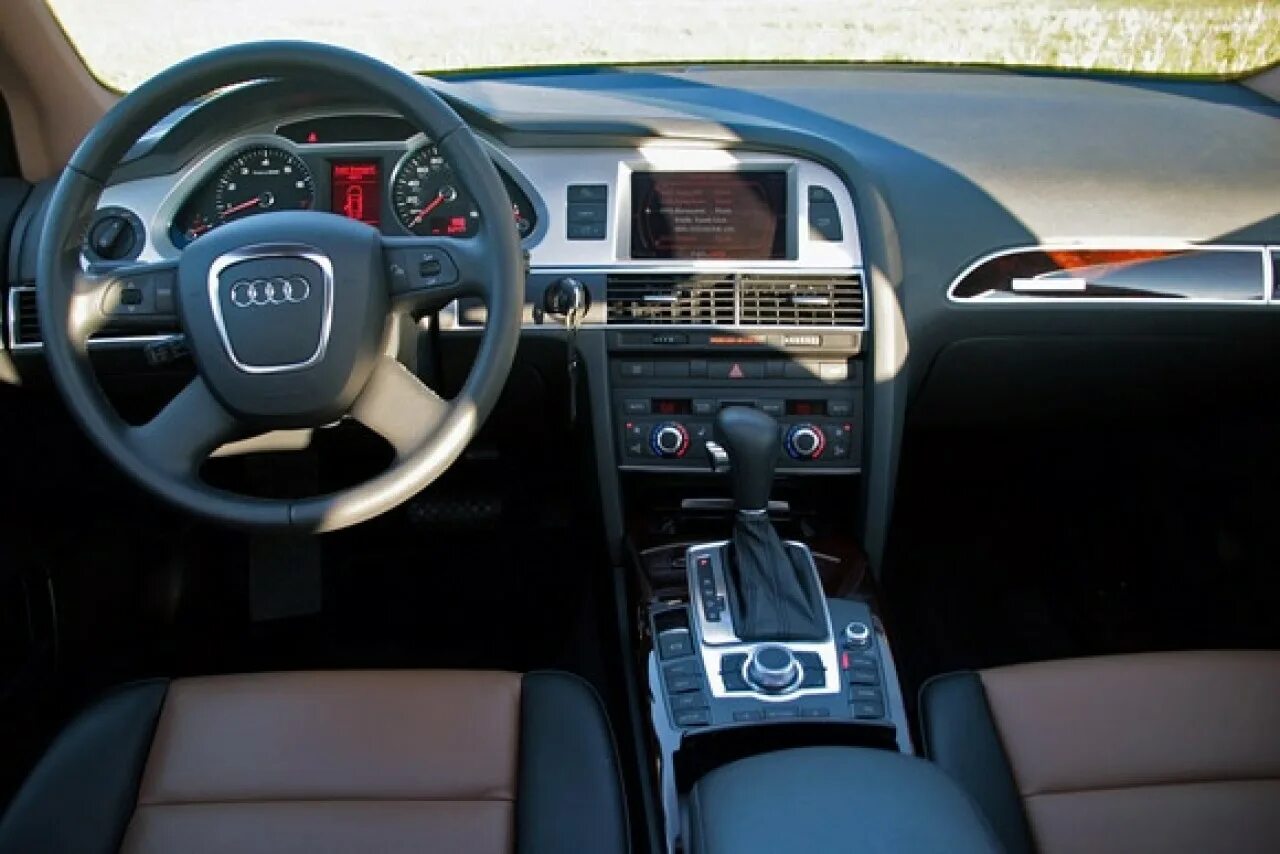 Торпеда ауди а6. Audi a6 c5 2007. Ауди а6 с6 2007. Ауди а6 2007 салон. Ауди а6 3.2 quattro 2007.