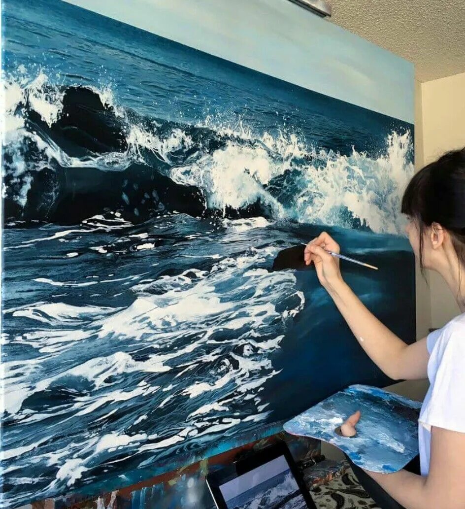 Как называются художники рисующие море. Andreea Berindei румынская художница. Картины для рисования. Художник рисует море. Интересные картины.