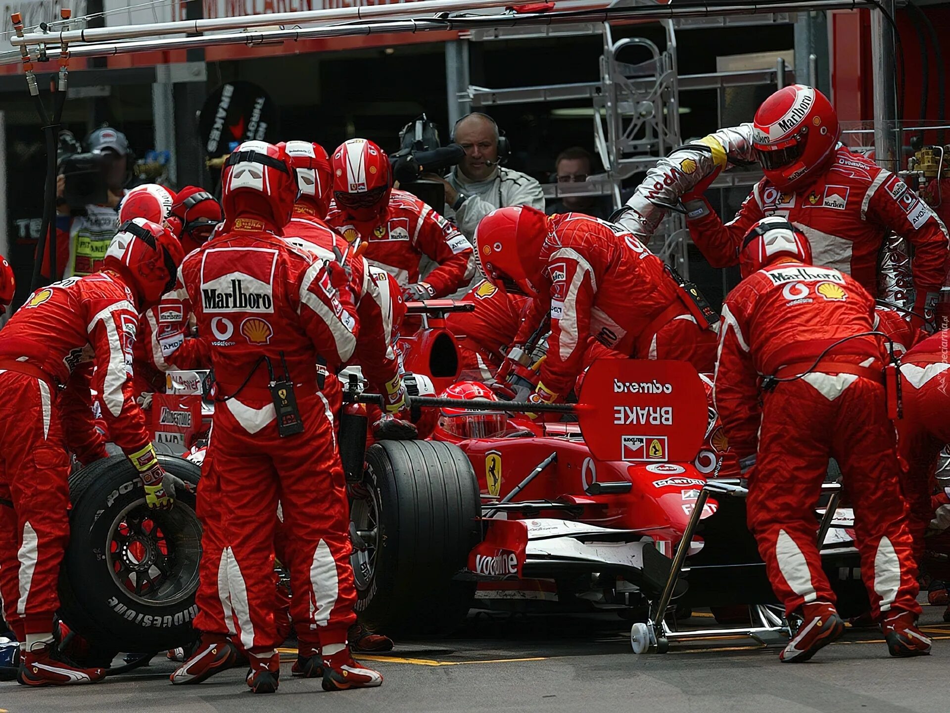 Пит стоп работает. Пит стоп ф1. пит стоп formula 1. формула 1 pit stop. ридстоп.