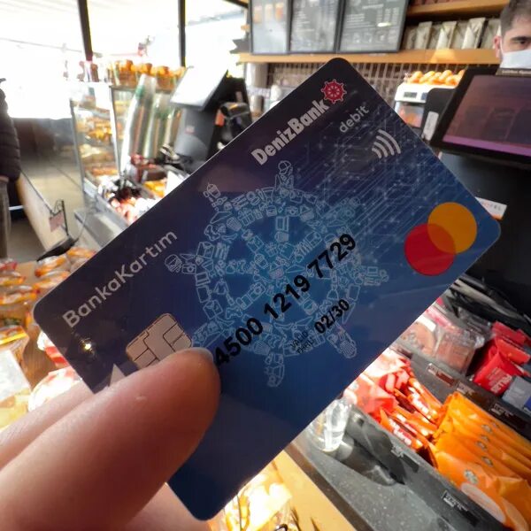 Карта дениз. Denizbank card. Leo bank kart. Denizbank дебетовая карта. Кредитная карта denizbank.