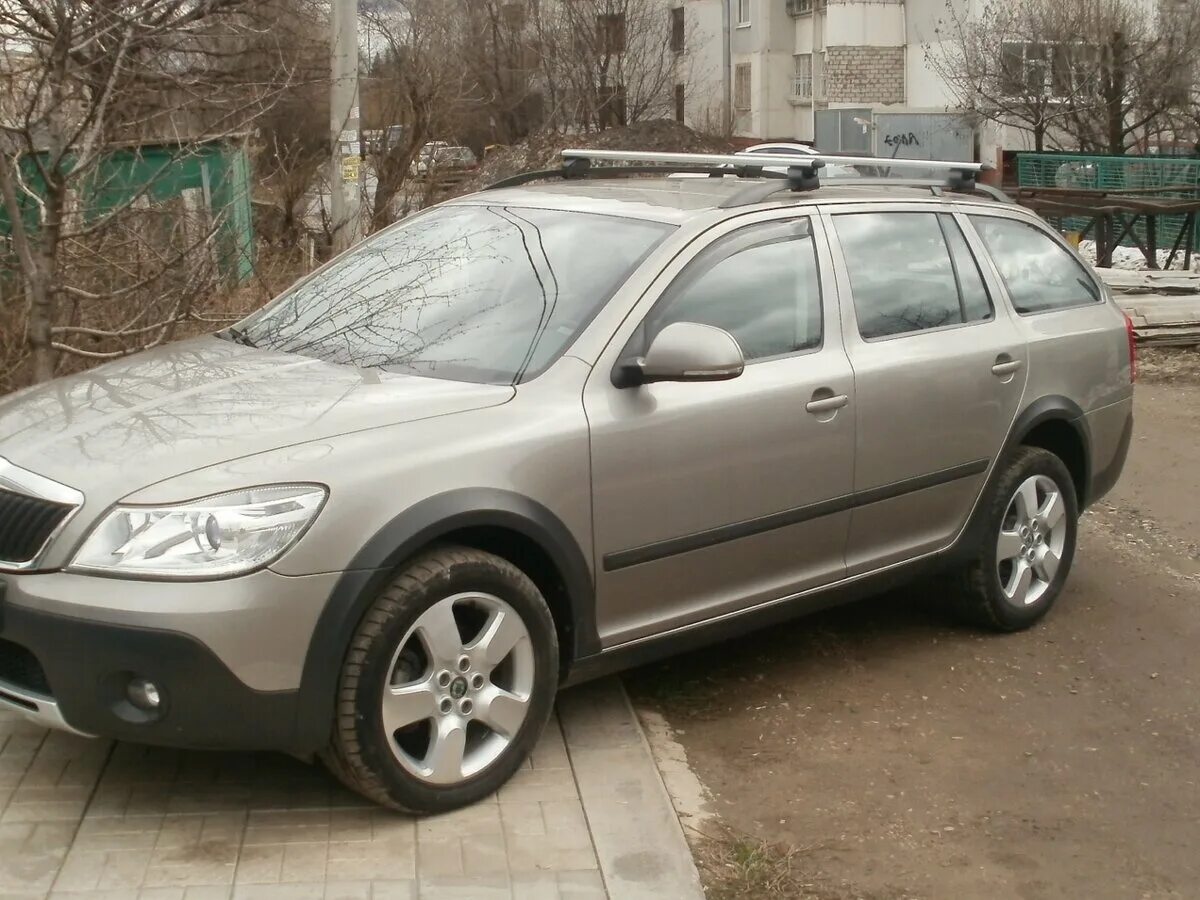 Skoda Octavia 2011 универсал. Купить шкоду октавию универсал бу